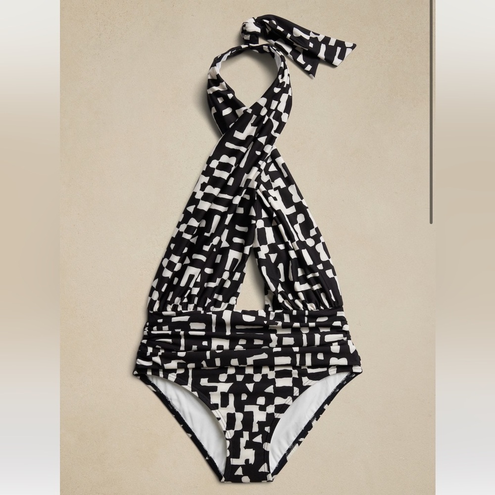 NWT Banana Republic Twisted Black One Piece Swimsuit Size M